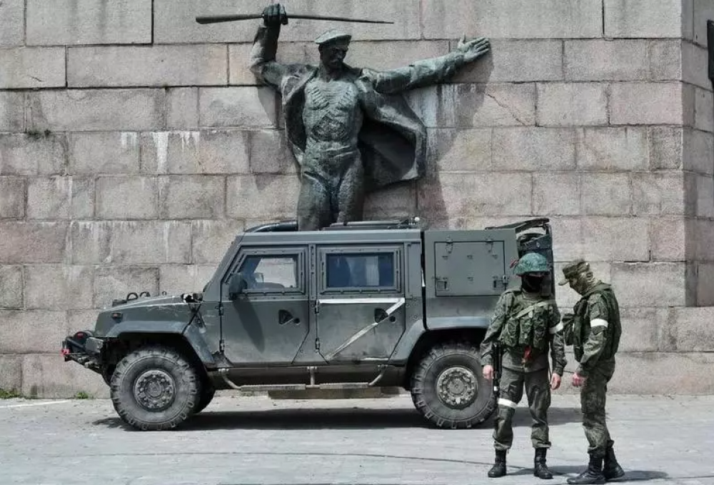 Trupele rusești au avut „pierderi devastatoare” în rândul ofițerilor de rang mediu și inferior. Ce probleme apar astfel pentru armata lui Putin